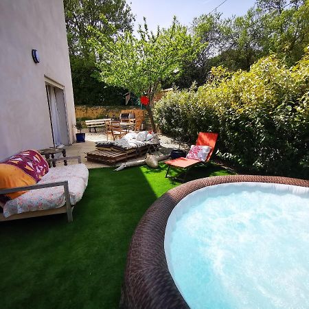 Cool Mediterranean Life 8 People Jacuzzi Barbecue Gametrampoline 2 Parking Villa เบซิเยร์ ภายนอก รูปภาพ